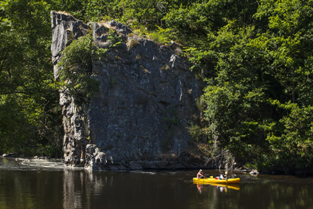Canoë dans les gorges de la sioule